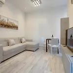 דירה Modern In The Area Of סליאמה