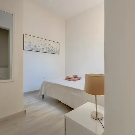 Modern In The Area Of Apartment *