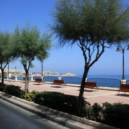 Modern In The Area Of Apartment *