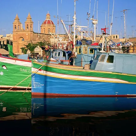 Modern In The Area Of Apartment *