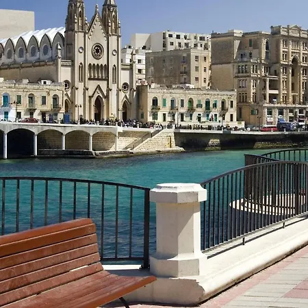 Apartment Modern In The Area Of